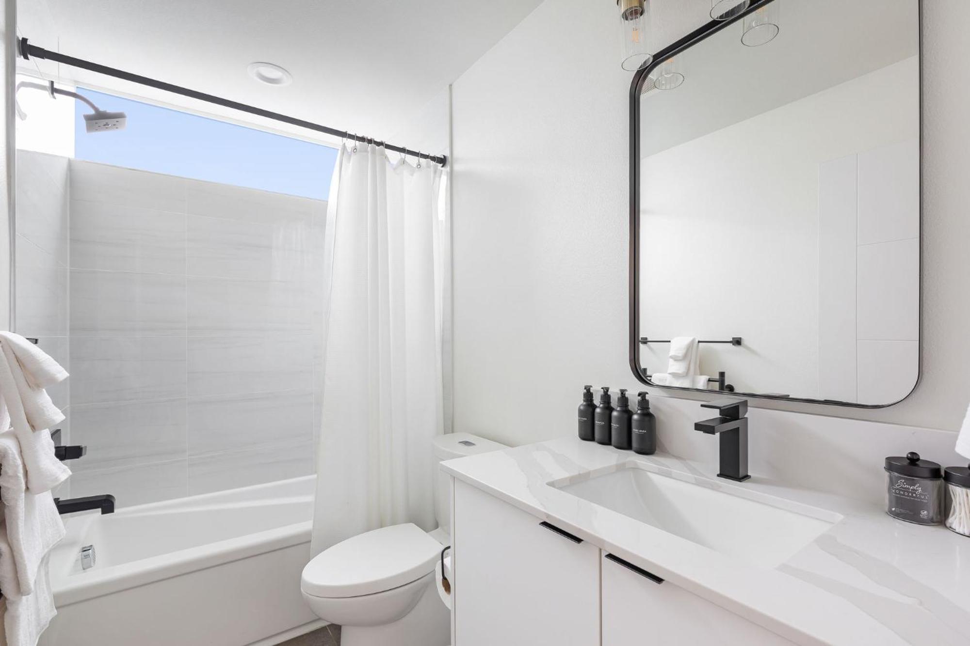 Stylish Townhouse Near Seattle Attractions 빌라 외부 사진